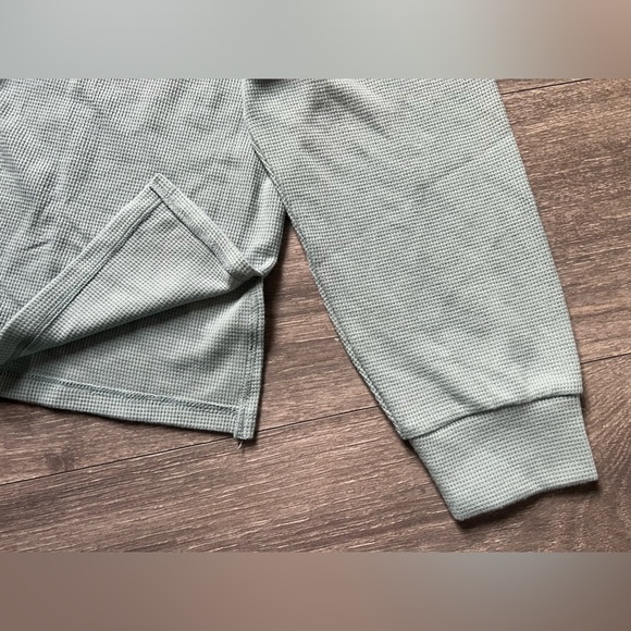 Victoria’s Secret Glow Waffle Henley Jogger Pants and Henley top Mint Green SZ M - Picture 7 of 16